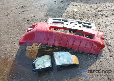 2010 Ford Escape Xlt z USA, uszkodzony, nr VIN 1FMCU9DG8AKC24907